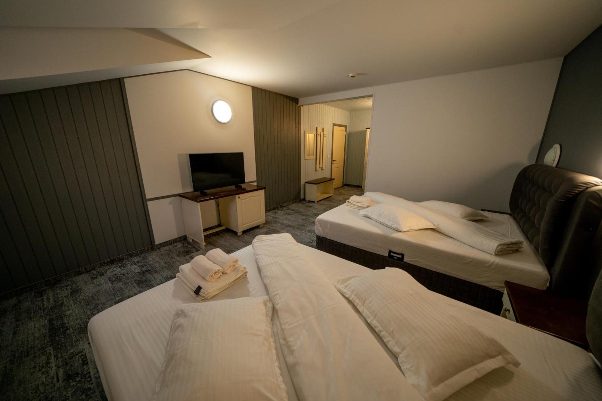 Hotel Popas Turistic Transfagarasan Cîrţişoara Esterno foto